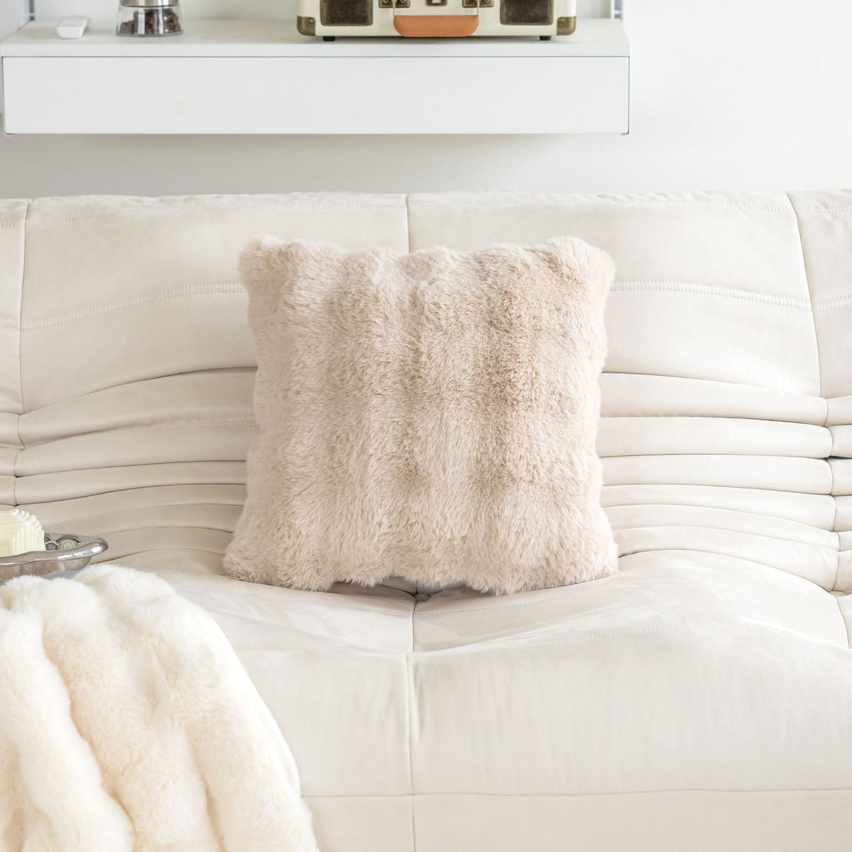 Rabbit Bubble Fleece Throw Pillow
